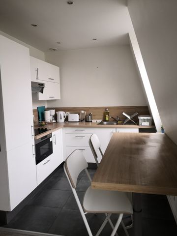 Location Appartement 2 pièces 41m² LILLE 59000 - Photo 5