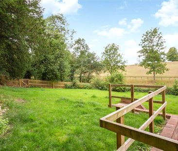 A charming three bedroom cottage in an idyllic location - Photo 6