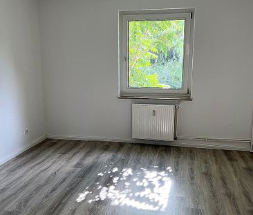 Auf Wohnungssuche? Diese hier wartet auf Sie! - Photo 1