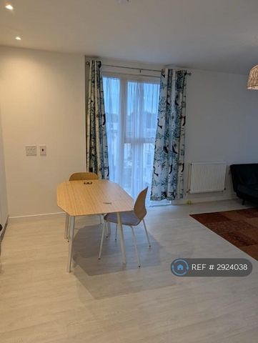 1 bedroom flat to rent - Photo 3