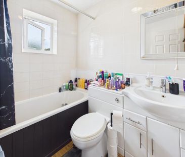 2 bedroom terraced house to rent - Photo 6