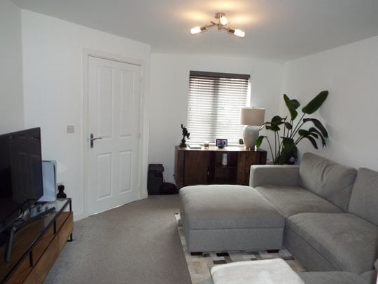 First Oak Drive, Clipstone Village, NG21, Property for rent - Photo 1