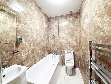 Palmerston Road, HA3, London - Photo 4