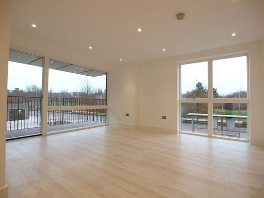 2 bedroom flat to rent - Photo 1