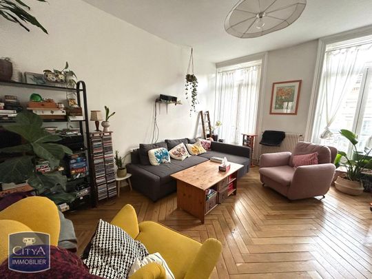 Location Appartement 3 pièces 83m² ST ETIENNE 42000 - Photo 1