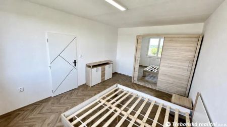 Pronájem bytu 2+1 s balkonem Veselí nad Lužnicí - Photo 2