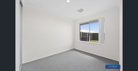 Fresh, Modern & Yours – Plus 1 Week Free Rent! - Photo 3