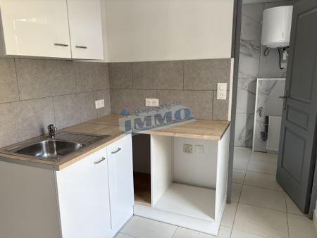 Appartement de plain-pied avec grande cour à Avesnes le Comte - Photo 4