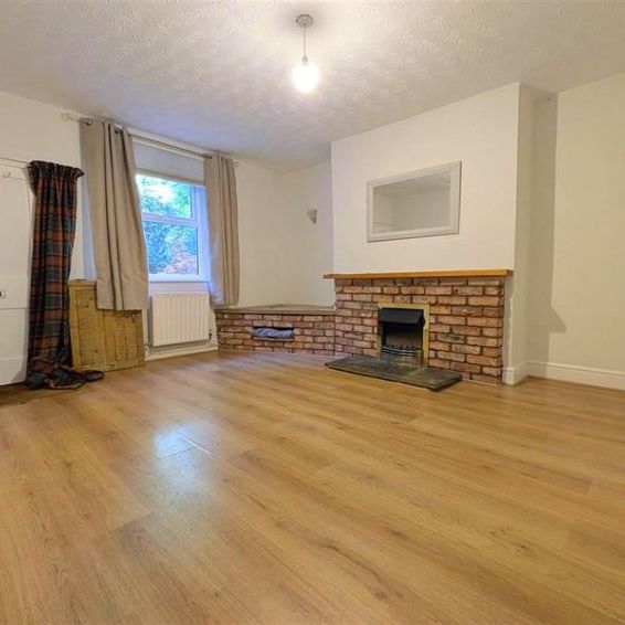 2 Bedroom Terraced To Let - Photo 1