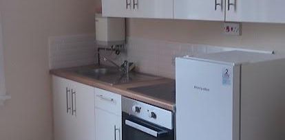 Flat to rent - Photo 2