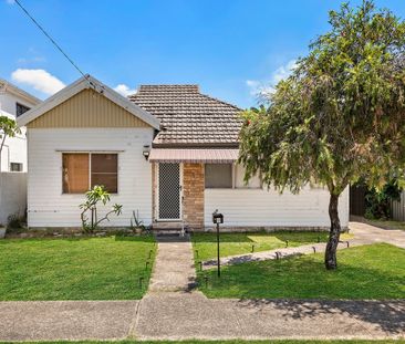 3 Sanoni Avenue, Sandringham NSW 2219 - House For Rent | Domain - Photo 1