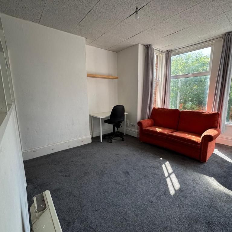 1 bedroom flat to rent - Photo 1