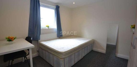 Basingstoke Road, Reading, Berkshire, RG2 - Photo 2