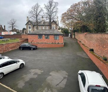 1 bedroom in a house share to rent - Photo 4