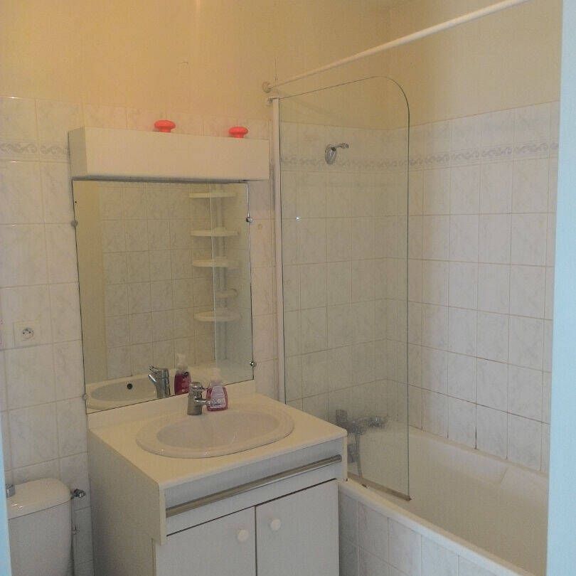 Location appartement 1 pièce 38.99 m² à Bourg-en-Bresse (01000) - Photo 1