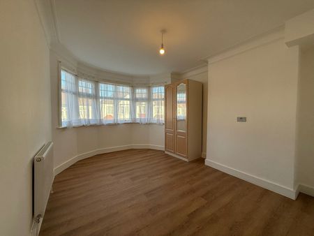 4 Bed Flat, Lyndhurst Road, N22 - Photo 4