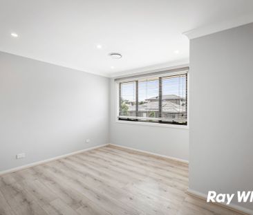 READY TO MOVE IN FOUR BEDROOM Family Home in Prime Schofields Locat... - Photo 3