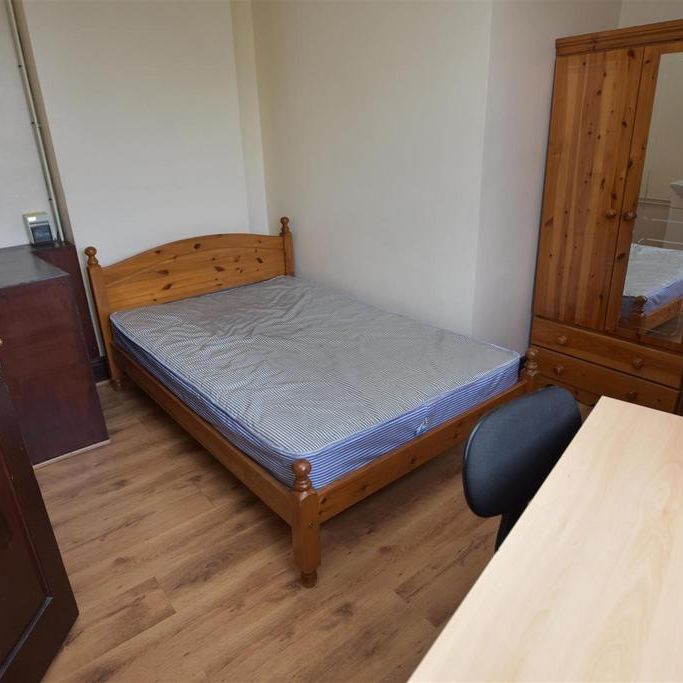 4 bedroom house to rent - Photo 1