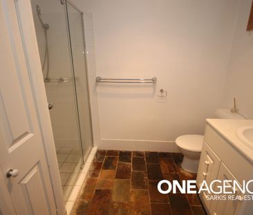 Charming Home In The Heart of Cardiff - Photo 5