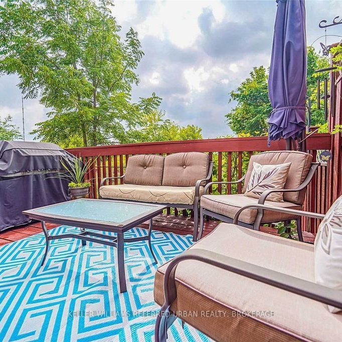 For Lease - 75 William Curtis Circle, Newmarket, Ontario - Photo 1