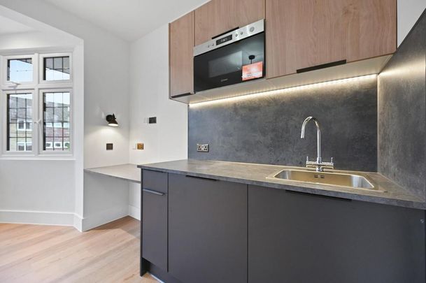 1 bedroom flat to rent - Photo 1