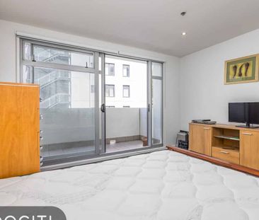 3N/32 Eden Crescent - Photo 1