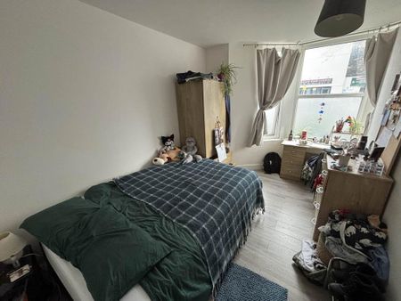 6 bedroom house to rent - Photo 4