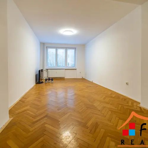 Pronájem bytu 2+1 52 m - Photo 1