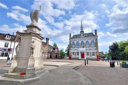 Old Town Hall, Market Square, Staines-upon-thames, Surrey, TW18 - Photo 3