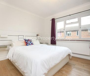 2 bedroom maisonette to rent - Photo 4