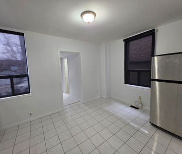 For Lease - 1075 Dufferin Street, Toronto, Ontario - Photo 3