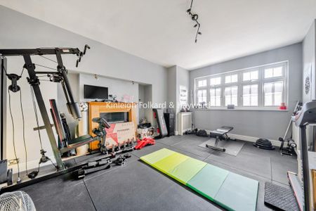 5 bedroom detached house to rent - Photo 5