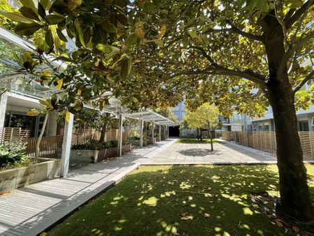 ***Welcome to W1.04A REVOLUCION APARTMENTS!*** - Photo 5