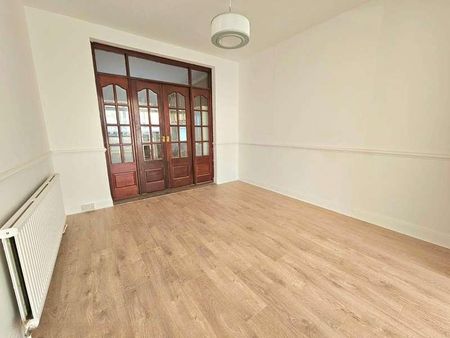 Norfolk Road, Upminster, RM14 - Photo 2