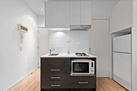 Unit 203/68 Hayward Lane, Melbourne. - Photo 4