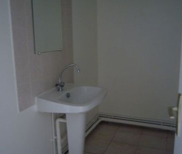 Location Appartement 1 pièce 52m² LONGPERRIER 77230 - Photo 4