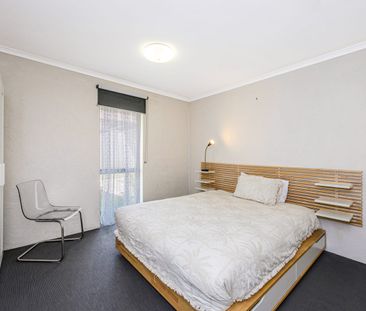 Fully Furnished 3 bedroom - Photo 4