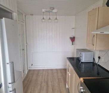 2 Bed Flat, Uppingham Gardens, NG2 - Photo 1