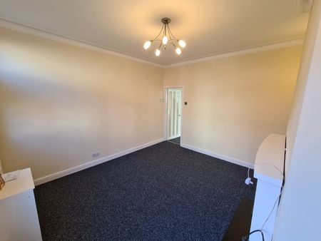 2 Bed Terraced House, Hinde Street, M40 - Photo 3