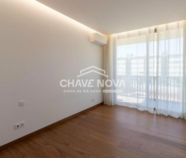 4 bedroom luxury Apartment for rent in Santa Maria da Feira, Portugal - Photo 6