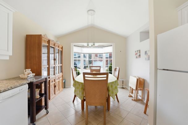 For Lease - 42 Settler's Ridge Way, Barrhaven, Ontario - Photo 1