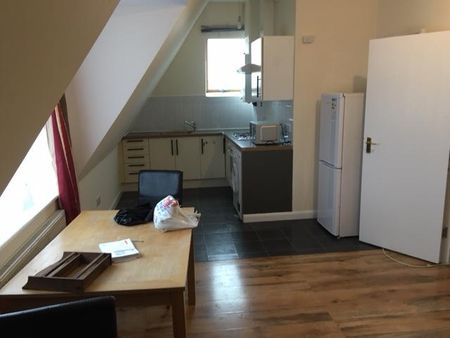 1 bedroom flat to rent - Photo 4