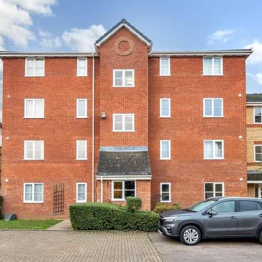 Kingston Upon Thames, Surrey, KT1 - Photo 1