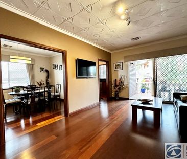FURNISHED FAMILY HOME IN QUIET CUL-DE-SAC LOCATION HOME OPEN SATURD... - Photo 1