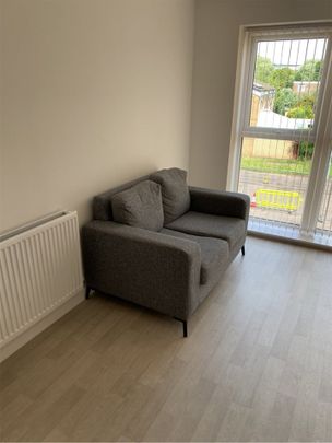 2 Bed Flat, St. Lukes Road, B5 - Photo 1