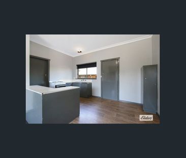 One Bedroom Unit - Photo 5