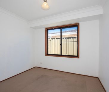 Easy Living - Photo 2