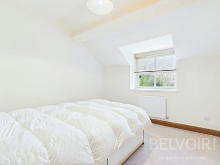 Semi-detached house to rent on - Photo 5
