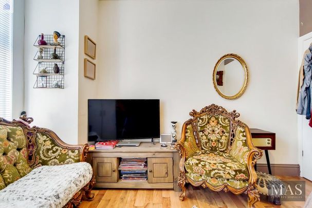 3 bedroom flat to rent - Photo 1