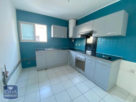 Appartement à louer 4 pièces 81.06m² - Photo 2